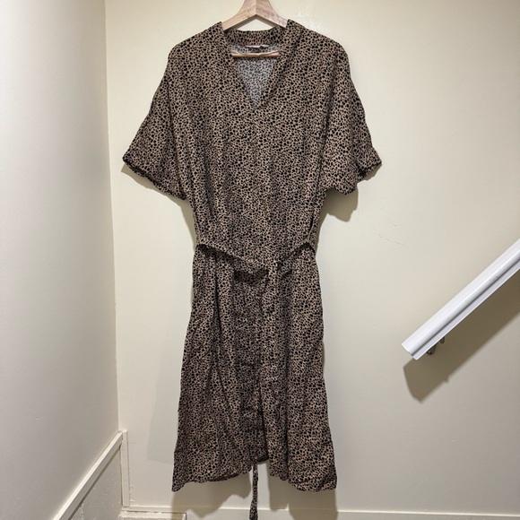 Women’s Joe Fresh Brand Leopard Print V-Neck Tie Waist Short Sleeve Dress S: 2X - Picture 1 of 16